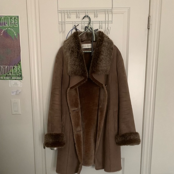 Long Vintage faux fur coat - Picture 2 of 5